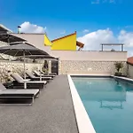 9 تْسْغيكفانِتْسا
