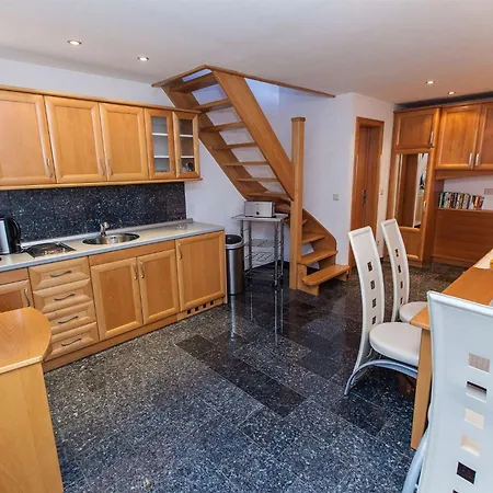 Apartment 9