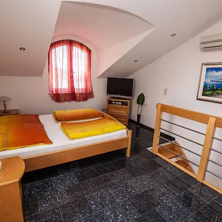 Apartment 9 *