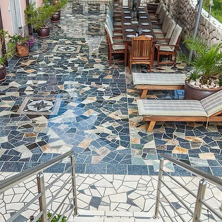 9 Apartment