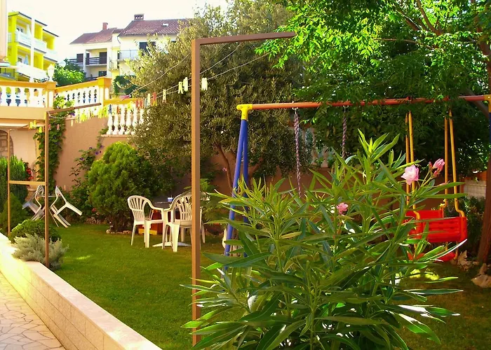 9 * Crikvenica
