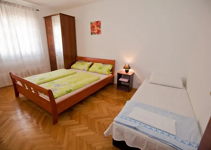 Apartman 9 *